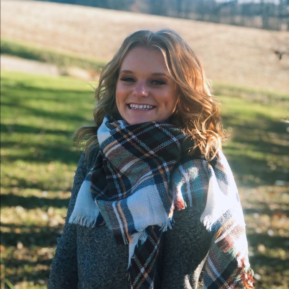 Meet your Posher, Sydney